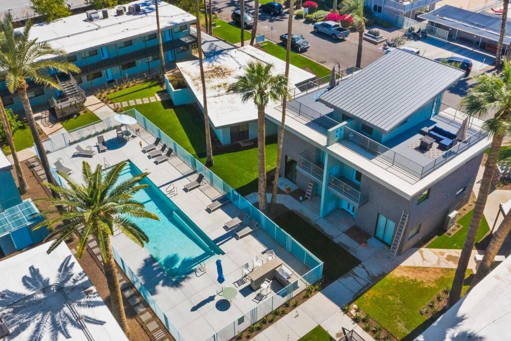 Large Studio Rooftop & Poolside - Walk To Old Town Scottsdale Bagian luar foto